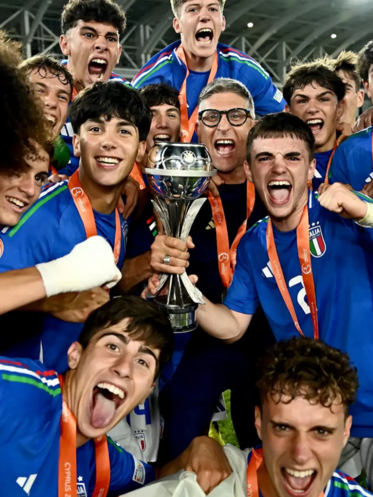 欧洲足球盛宴继续，豪门对决引人瞩目的简单介绍